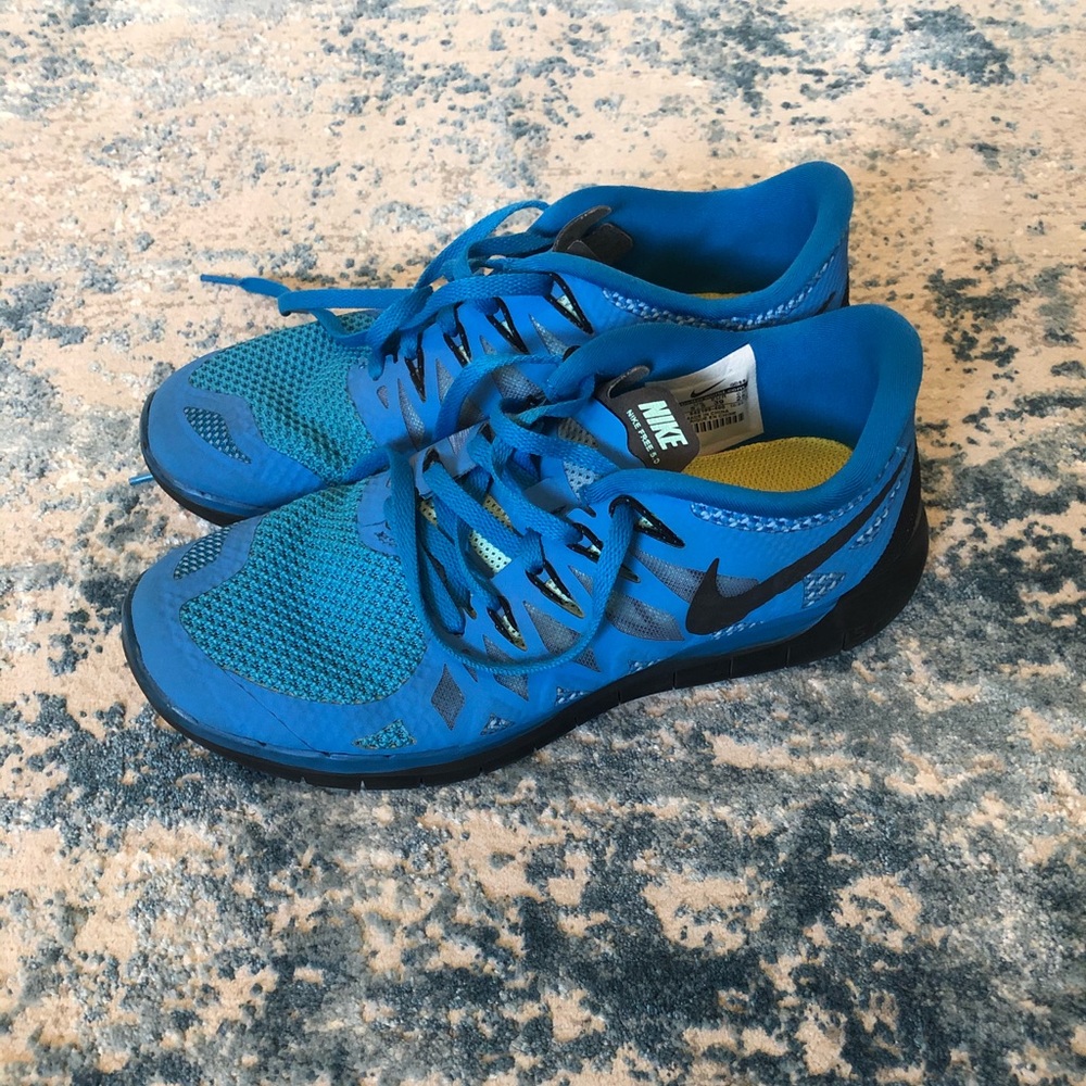 Nike Free 5.0 Sneakers